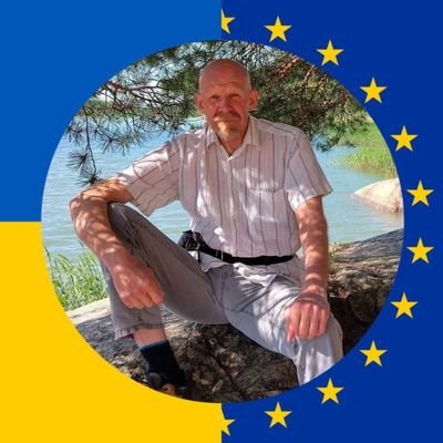 MikaAinasoja's profile picture. Synnyin Nivalassa, Turussa arkeologiksi. Rauhaisaa elämää Raision Viheriäisissä s-eläkeläisenä. Epilepsia leikattu! 💗 Politiikkaa, ruokaa, arkeologiaa...! 🧐🤓