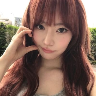 💜 K-pop stan (LE SSERAFIM, Miyawaki Sakura) | 🎬 Anime & manga fan | 🌸 Estudiante de japonés (EOI)