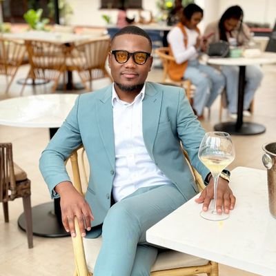 📍🇲🇼
Lifestyle | Corporate | Omnivert | Style | Pan-African