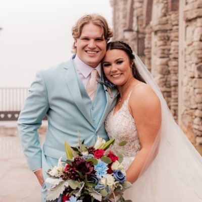 Lilnicjac's profile picture. MSU ‘22 🐻 Sports Medicine 🏈 Rockhurst Physical Therapy ‘24 👩🏻‍⚕️