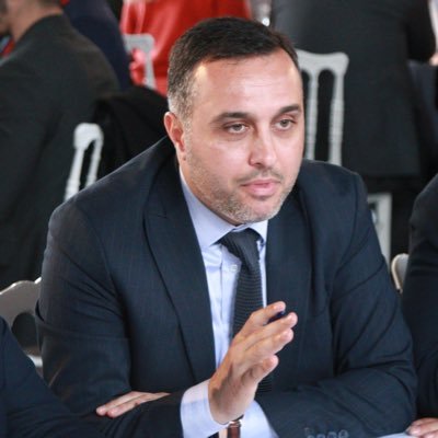 Eskişehir Muhasebe ve Vergi uygulamaları Cumhuriyet Halk Partisi İzmir-Karabağlar E.İlçe Başkanı. Chp İzmir 1.Bölge Örgütlemeden sorumlu il bşk yrd.