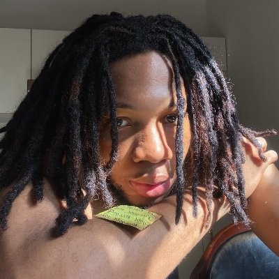Straigth male | Adult content Creator https://t.co/LQxnJrOAyR
