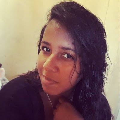 NaahDias584550's profile picture. Bruxa urbana com pacto pendente, alma sombria e café amargo. Se a luz piscar, sou eu.