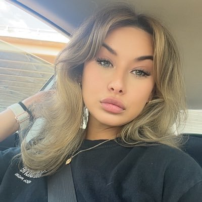 🇵🇪. fur baby mom 🐈⬛🐕🐈🐈⬛wife-Sagittarius gang-I won’t delete twitter cuz @bigKRIT follows me 🤷🏻♀️
