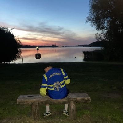 Türk’üz,Türkçüyüz,Atatürkçüyüz. Fenerbahçeliyiz.