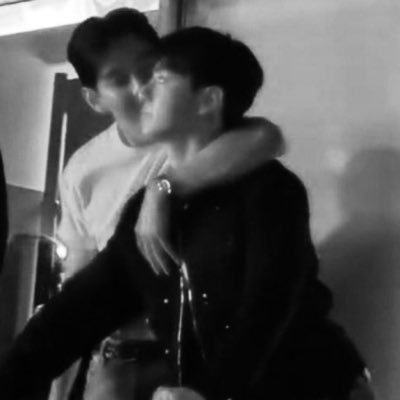 TAEKOOK Y KOOKV leo leo leo 🇨🇱 ( si comparto de otro ship es porque esta re bueno locooo)ot7 ( esta es mi cuenta para leer:)