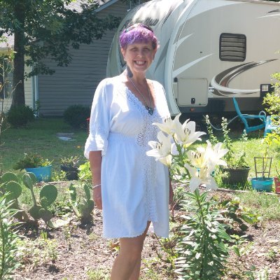 Lynnsather1966's profile picture. New day, new profile! It's a struggle. Love God, Country, family and few friends. Hopefully God will bless me w/ some answered prayers! Soon