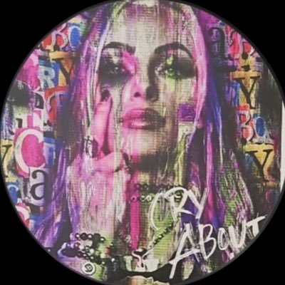 LivDiddo's profile picture. I wrestle once a week on Netflix .WWE Woman’s Tag Team champion. Currently on my world Tour. Once objected a weeding sometimes soap making @shopLivemore✨