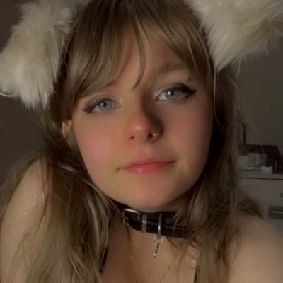 21! I’m just a sweet puppy girl! Fansly and Onlyfans https://t.co/vruA7AM16e | https://t.co/vkow2shT38