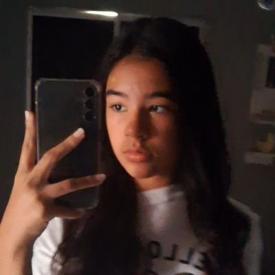 jihlgil's profile picture. lds & shifting • reveluv