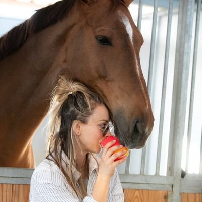 The official Twitter fanpage of Kaley Cuoco is your source for the latest news,tour dates and more !
I play pretend most of the time ‼️ Co Founder