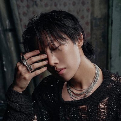 sowoozoospace's profile picture. Just an another day! "You and I, best moment is yet to come" - BTS Proof 2022