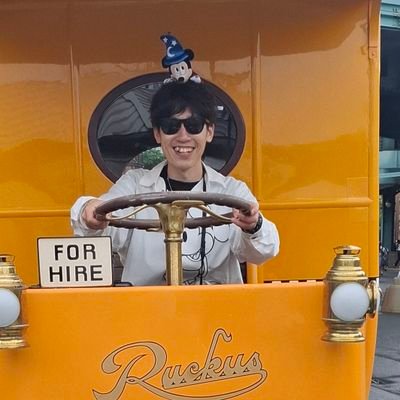元ヴィジュアル系バンドマン
ex.Last Airis-ラストアイリス-Vo.
現在はバンドマネージャーやりながら主に新宿SUNFACEにてイベンターもやってます
like→ディズニー/サンリオ/ベイスターズ/原神 etc.
20mシャトルラン最高記録136回
大型自動二輪免許持ち