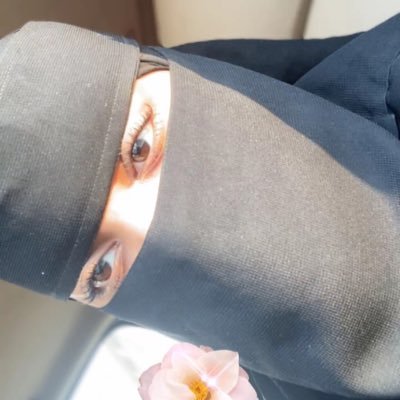 سمّح الله درب من ودّه يفارق الفجوج وساع .. والفرصة سعيدة🌷.