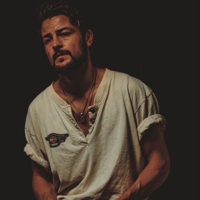 Official NEW Twitter of Tyler Hynes.