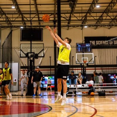 Lincoln Way Central ‘27 6’4 185 wing AAU-@renegade_club (815-715-6180)