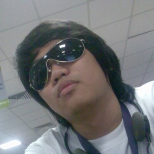 daenielaco's profile picture. 