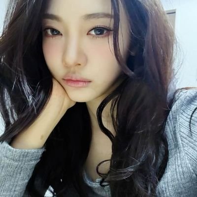 02ningning1023's profile picture. 존예존잘만보고살자