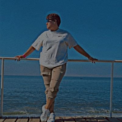 lluvispv's profile picture. Chefsita en proceso, amo bailar cumbias  series Girls Love, los shippeos GL,🤭❤️