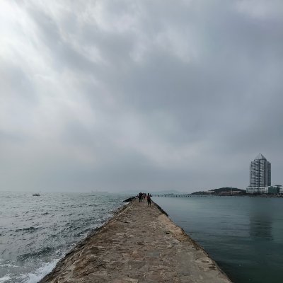 mmmddd588032247's profile picture. 23岁177 141，有素质有经验，有青岛的夫妻情侣帽子哥可以私我交流