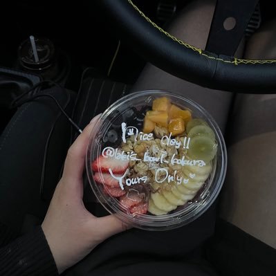 VqGQ2LBteyEyRf0's profile picture. ディアゴスティーニ🏍