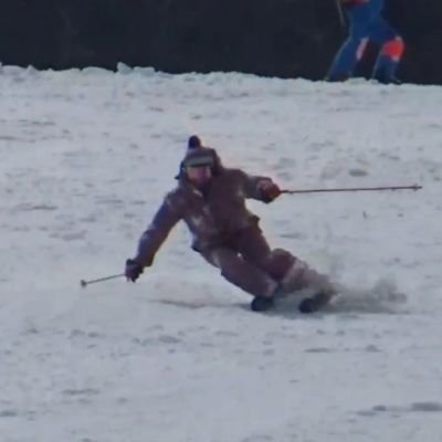 高一
ホームゲレンデ
石打丸山スキー場
目標
技術選に出場すること
歴、今シーズンで14シーズン目
自分の使用している板
OGASAKATC-JS150センチ
好きな選手
川上勇気
奥村俊