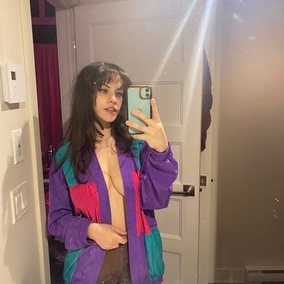 webguru00's profile picture. 