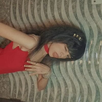 urvashichawlaxo's profile picture. 