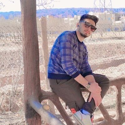 EhsanEsmaeili85's profile picture. 