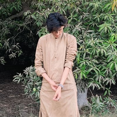 لوگـوں کـــی محبتــــ ســـے نکل کـر دیکھیـں
اللّٰــہ کـــی محبتــــ میـں سکـون ہــــے🫀