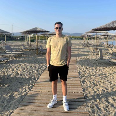 James_S2001's profile picture. 24 | Wolves💛