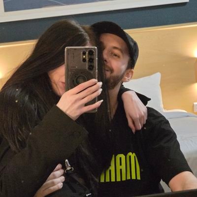 AlexMallows's profile picture. ewe ewe, ribombeee please surviiive