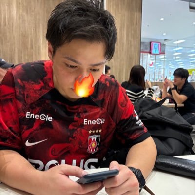 oshindesu507's profile picture. PUBGmobile..../KMM所属/エンジョイ勢/レッズサポ♦️/大切な相方@nanamoon507🌙