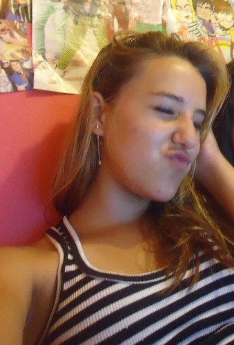 Eu te amo e sem mais ;* Tu é minha e de mais ninguém ;* Tu é tudo pra mim , MELHOR AMIGA ;*  szsz / @pequenoponeei aqui