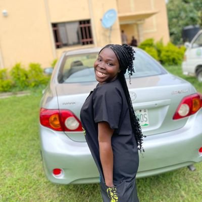 Esther651945374's profile picture. petite 🫣// Lover of God🙂// RN, RM