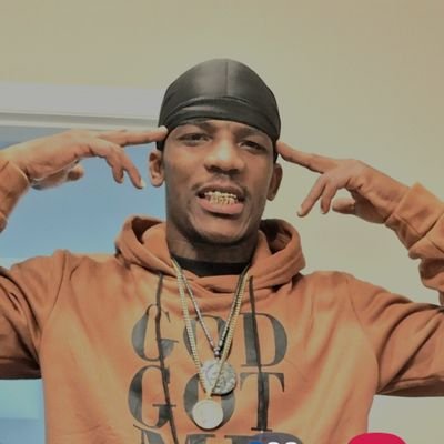 EkomsEvol83141's profile picture. Florida boi if u tryna link tap in 🥶