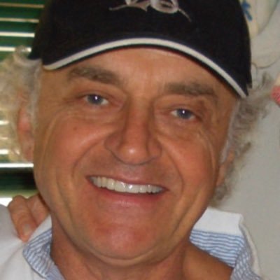 Father, husband, musician, yacht-master, economist, investor - with strong opinions! Love guitars, yachts and motorbikes.