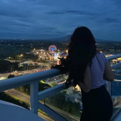 xsamsarajnb's profile picture. a girl who loves possibilities