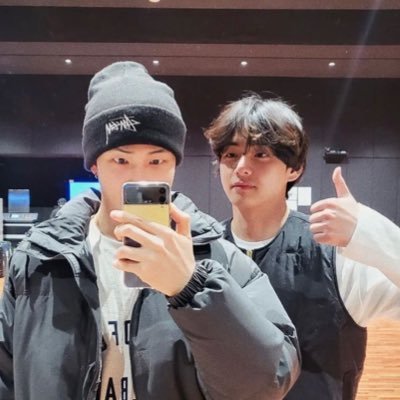 taesrkivee's profile picture. 