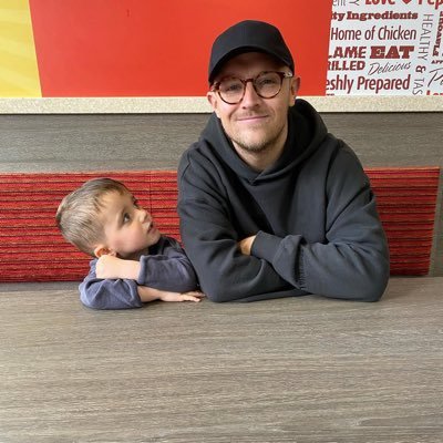 Proud father,Investor, travel ✈️wine and book enthusiast, LOFC🔴⚪️