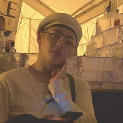 @BTS_twt
A fan account🎈Please don't
Copy my Threads🙏
she/Her, Age : 24 ;
I Hate solos/Antis/ Multis🚫its not a safe place for you