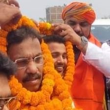 मेरा विश्वास और संकल्प है, सत्ता में रहे या सत्ता से बहार,इससे फर्क नहीं पड़ता गरीब, मजदूर, युवा, और किसान के लिए मेरा संघर्ष चलता रहेगा!🙏