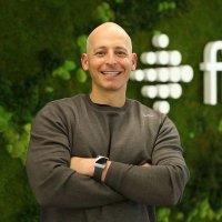 Harley Pasternak (@solthomas67) 's Twitter Profile