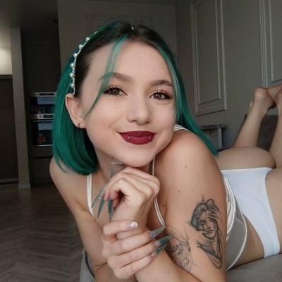 kseniameow11's profile picture. 𝑲𝒔𝒆𝒏𝒊𝒂 🌙 
💪 Fitness, mindset, energy are my daily rituals 
💋 Feminine yet fearless, always evolving 💖 Life is about feeling, not just existing