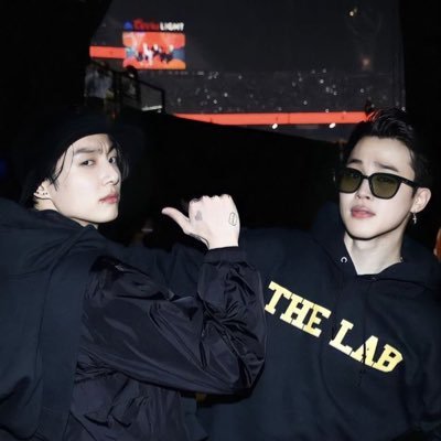 jkkraze's profile picture. WE ARE SO SO BACKKK!!