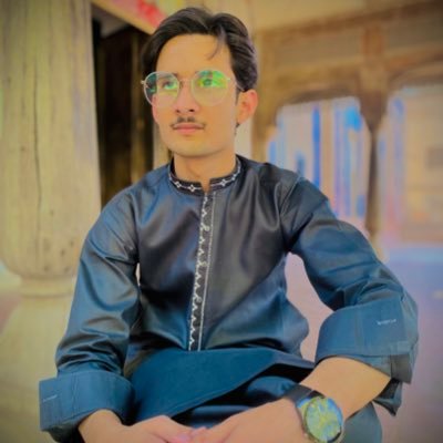 Alhamdulillah Muslim ❤
Proud to be Pakistani 🇵🇰
Hafiz e Quran 🕋