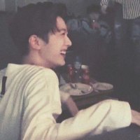 meizhí (@lkldimple) 's Twitter Profile