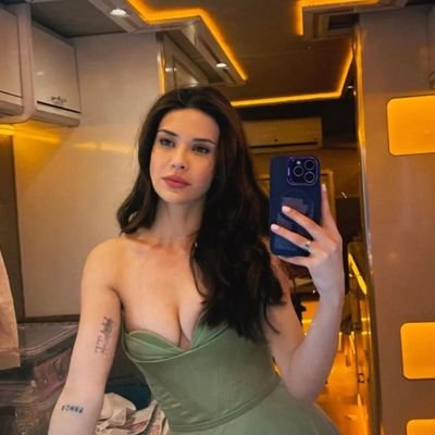 soulozkan_'s profile picture. gülüşlerine hayranım 💚🫠
