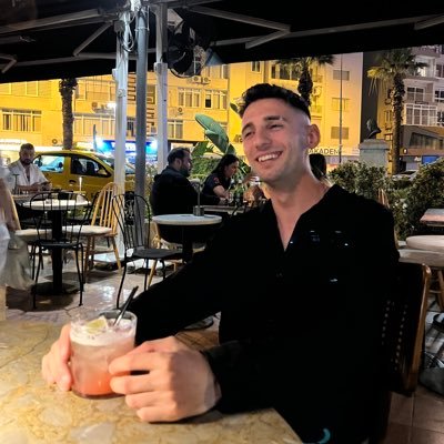 kkkaankoc's profile picture. İZMİR📌