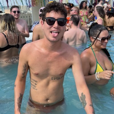 Davedream's profile picture. ¯\_(ツ)_/¯